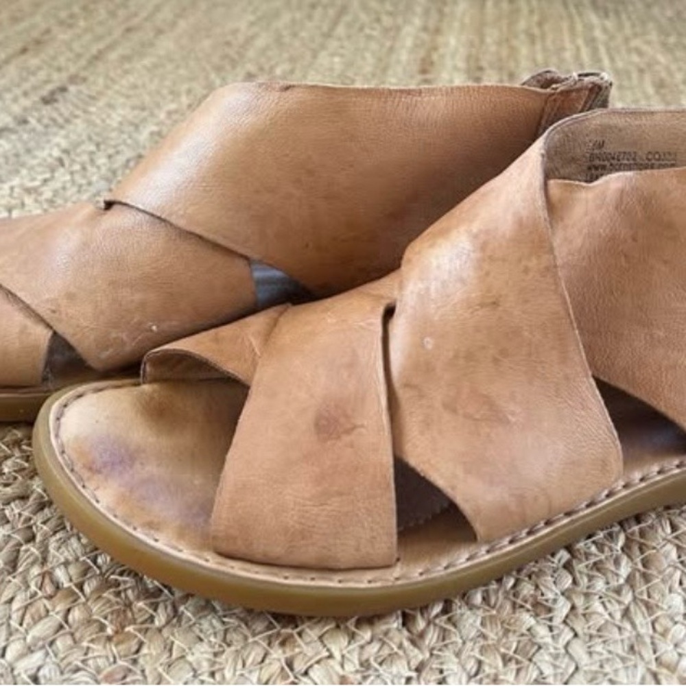 Born Women's Tan Leather Crisscross Slide Sandals